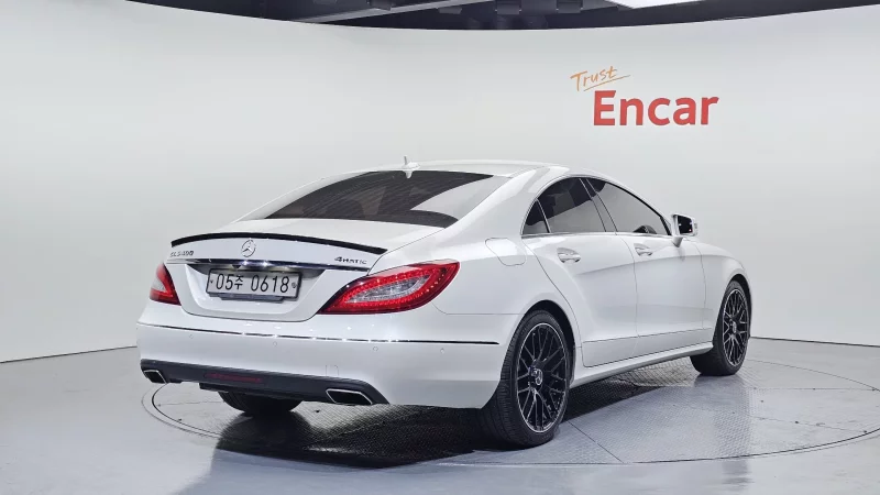 Mercedes-Benz CLS-Class