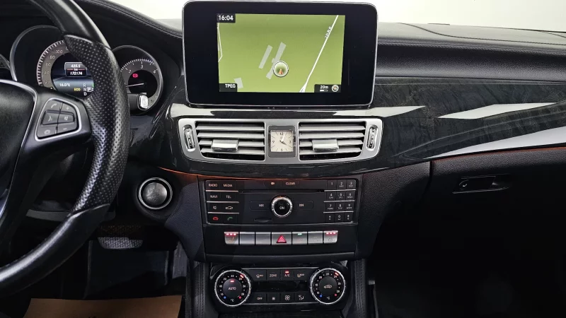 Mercedes-Benz CLS-Class