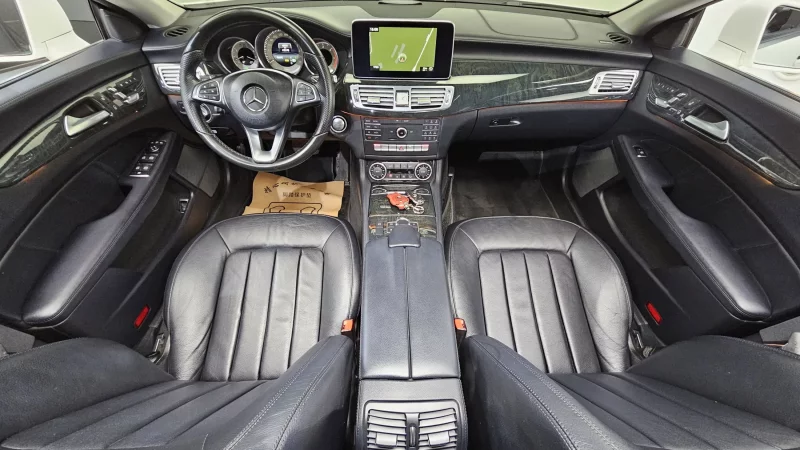 Mercedes-Benz CLS-Class