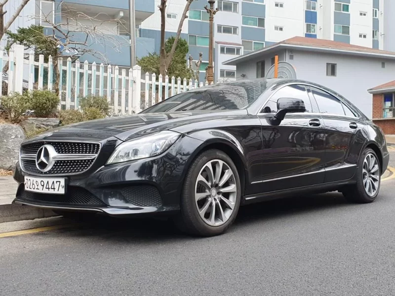 Mercedes-Benz CLS-Class