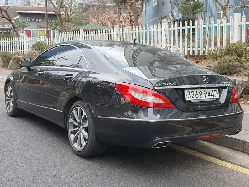 Mercedes-Benz CLS-Class