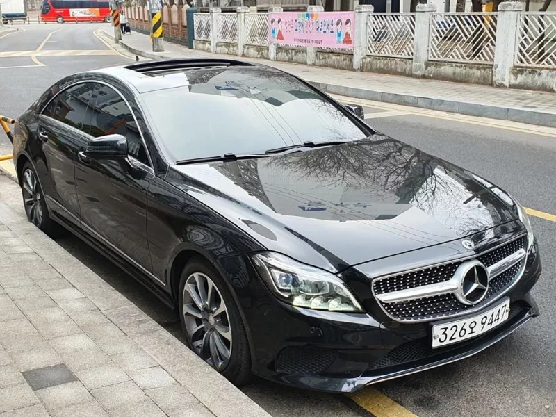 Mercedes-Benz CLS-Class