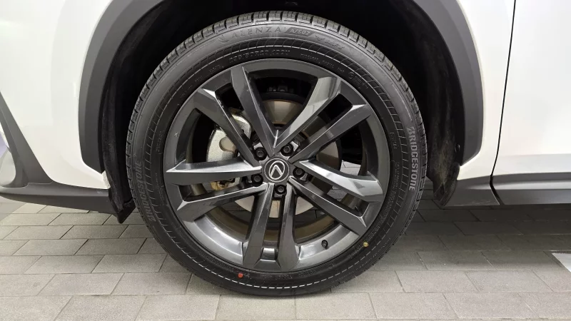 Lexus NX350h