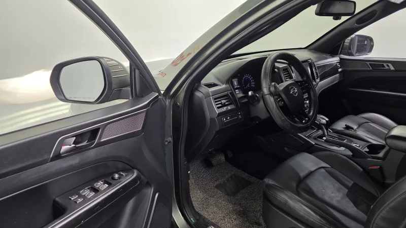 SsangYong Rexton Sports Khan