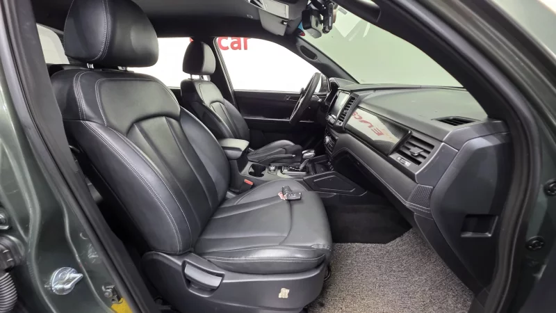 SsangYong Rexton Sports Khan