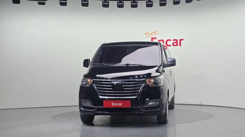 Hyundai Grand Starex