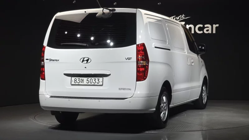 Hyundai Grand Starex