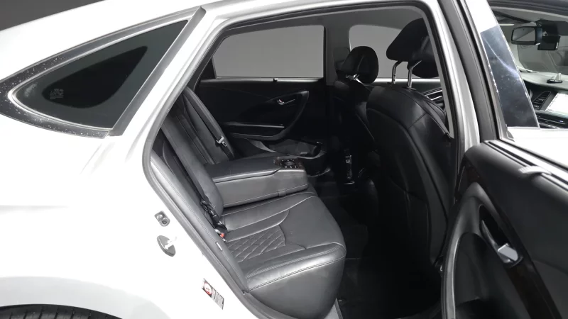 Hyundai Aslan