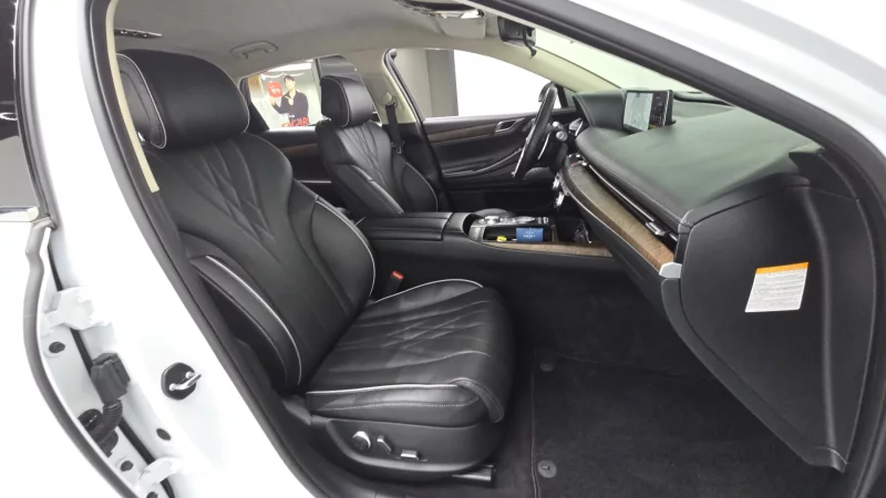 Genesis Electrified G80