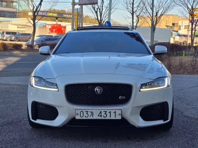 Jaguar XF