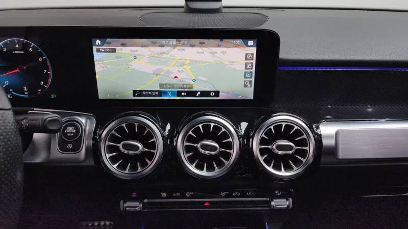 Mercedes-Benz GLB-Class