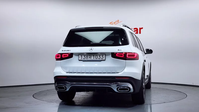 Mercedes-Benz GLB-Class