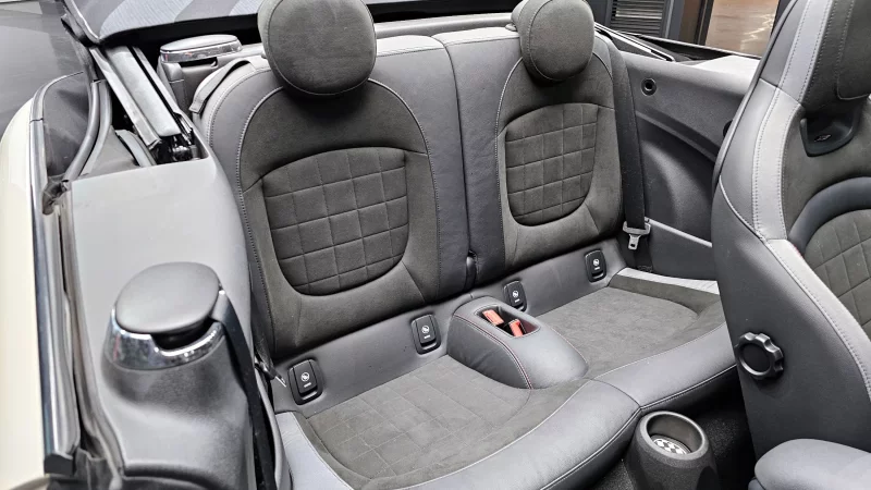 MINI Cooper Convertible