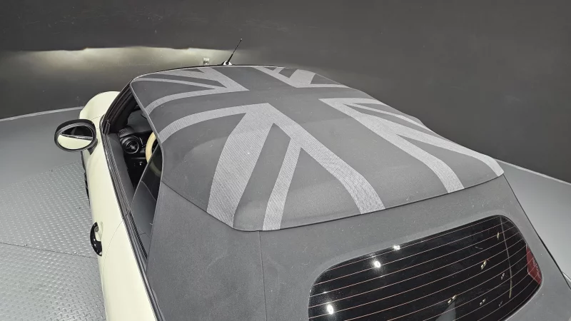 MINI Cooper Convertible