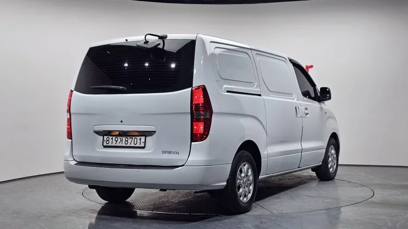Hyundai Grand Starex