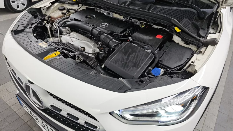 Mercedes-Benz GLA-Class