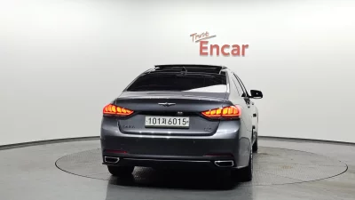 Hyundai Genesis