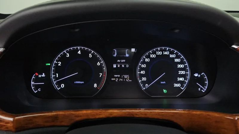 Hyundai Equus
