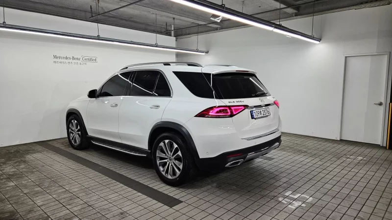 Mercedes-Benz GLE-Class
