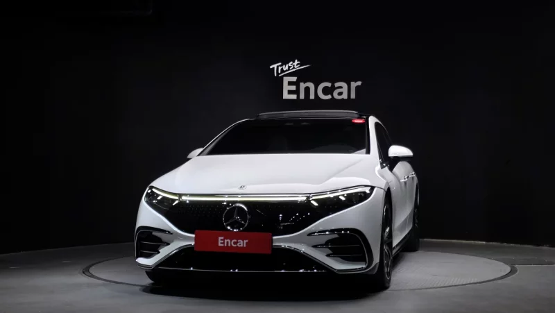 Mercedes-Benz EQS