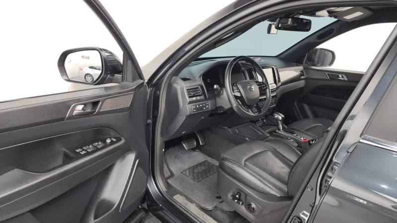 SsangYong Rexton Sports