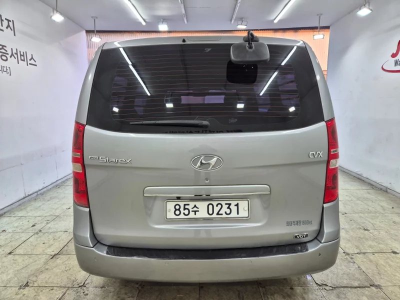 Hyundai Grand Starex