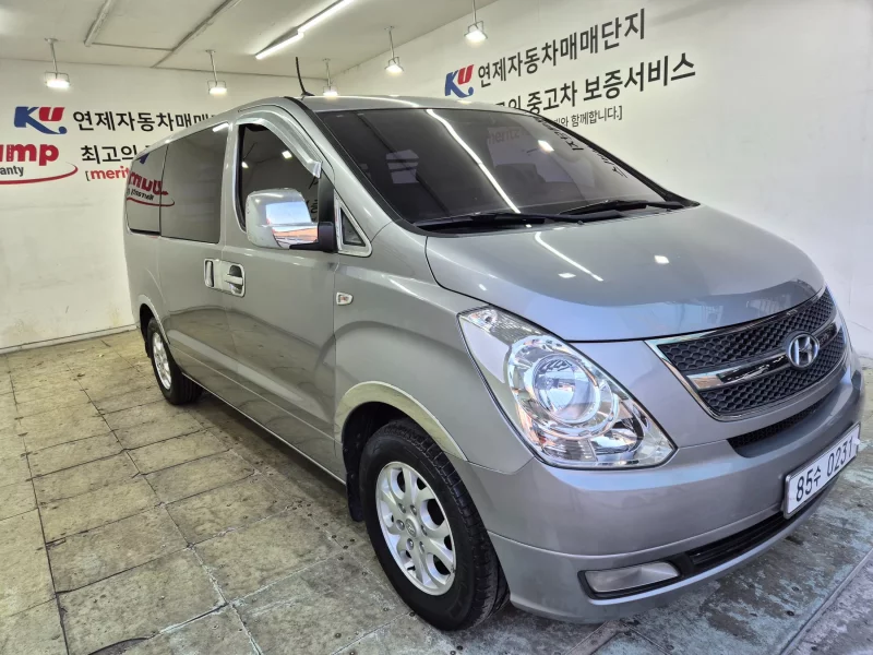 Hyundai Grand Starex