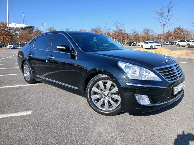 Hyundai Equus