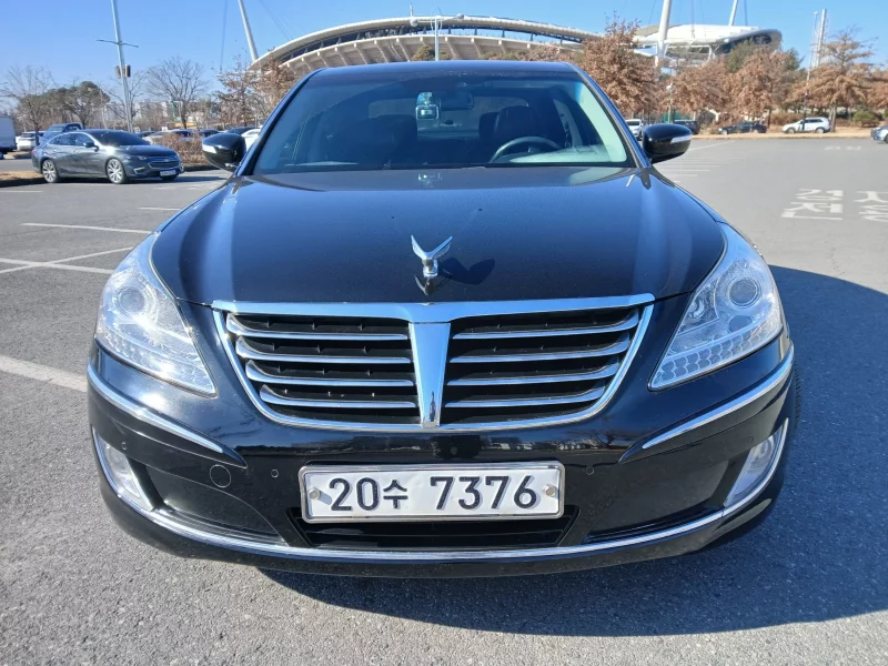 Hyundai Equus