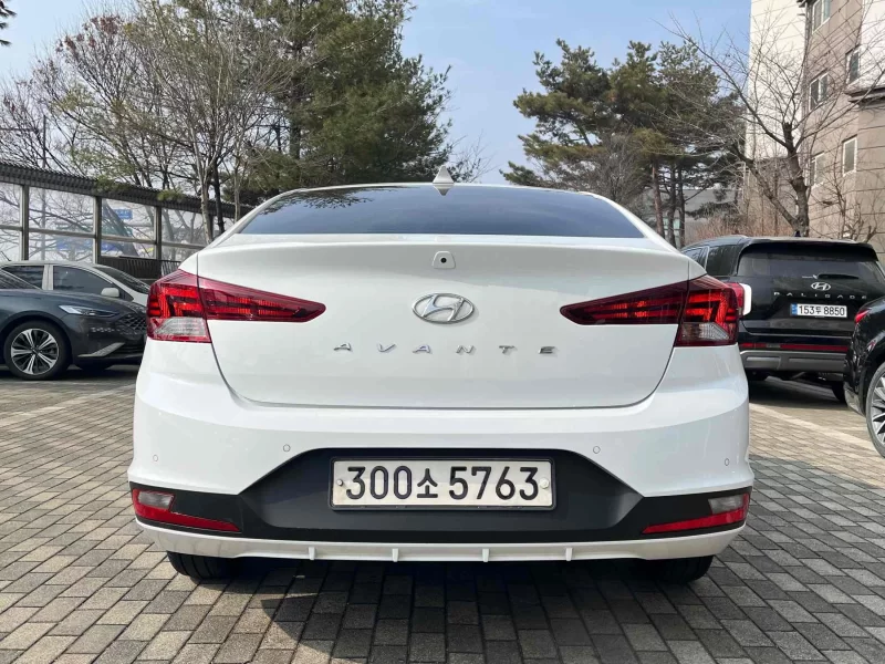 Hyundai AVANTE