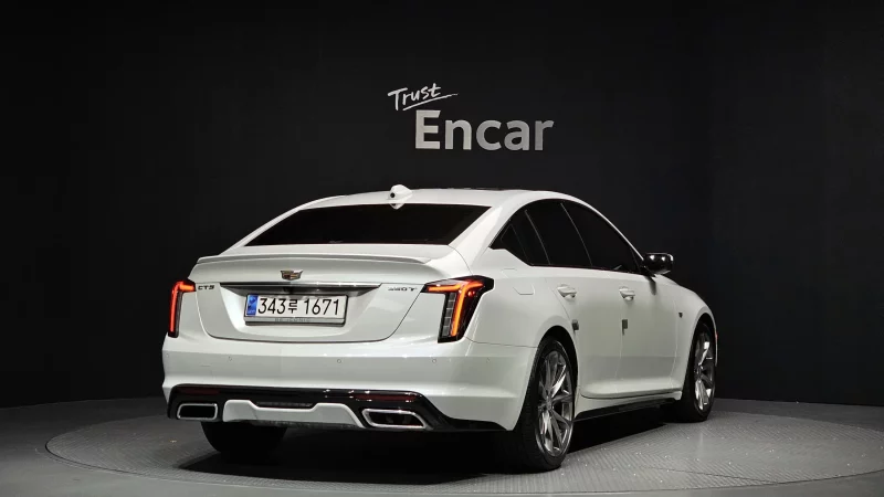 Cadillac CT5