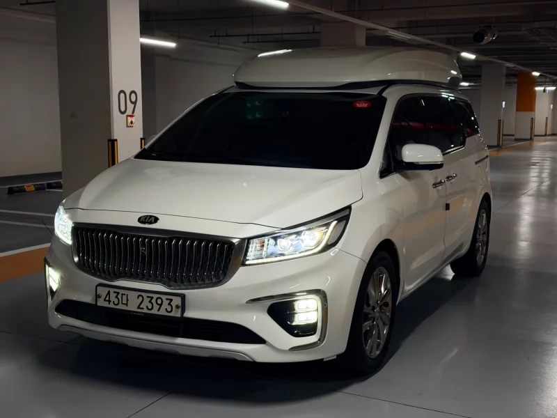 Kia Carnival