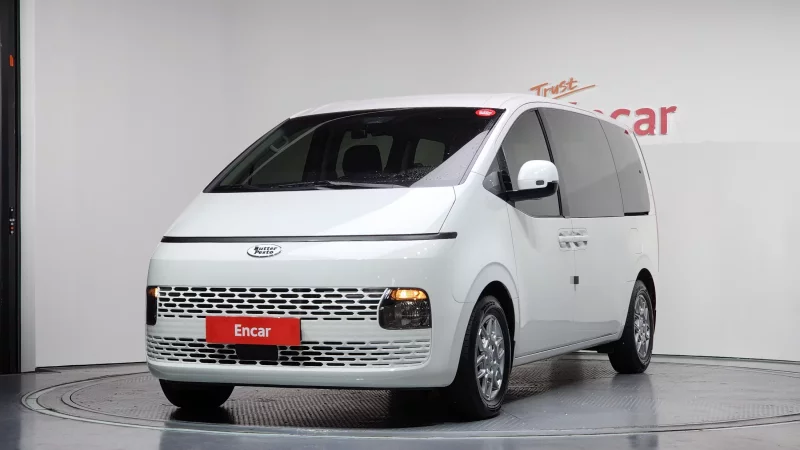 Hyundai Staria