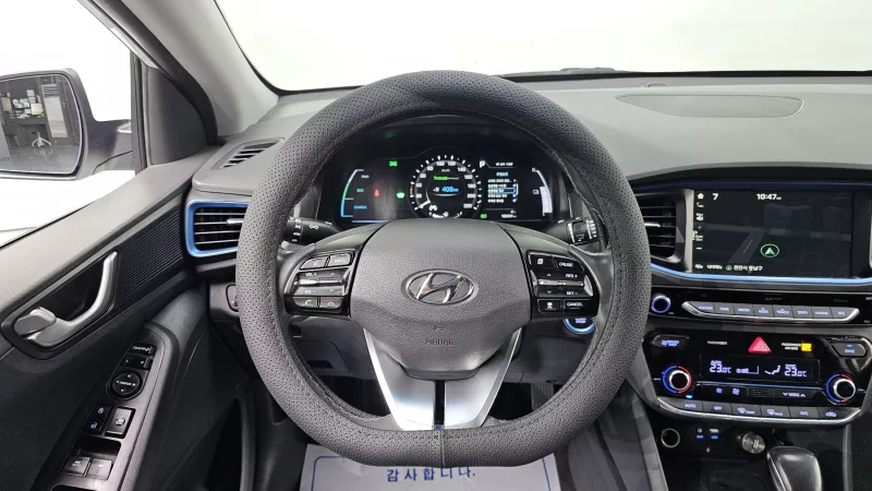 Hyundai Ioniq