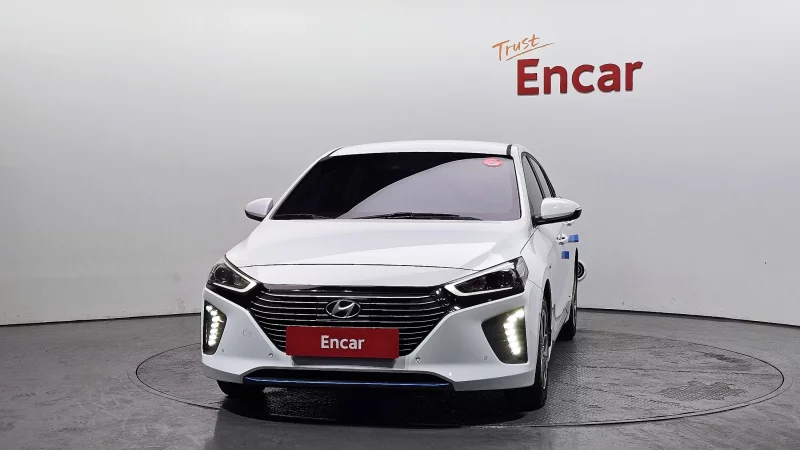 Hyundai Ioniq