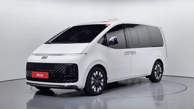 Hyundai Staria
