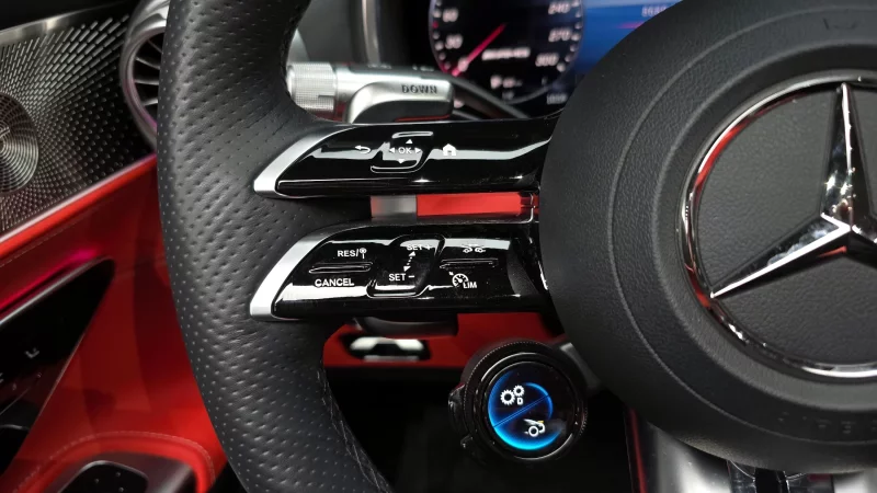 Mercedes-Benz SL-Class