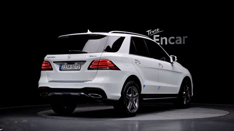 Mercedes-Benz GLE-Class