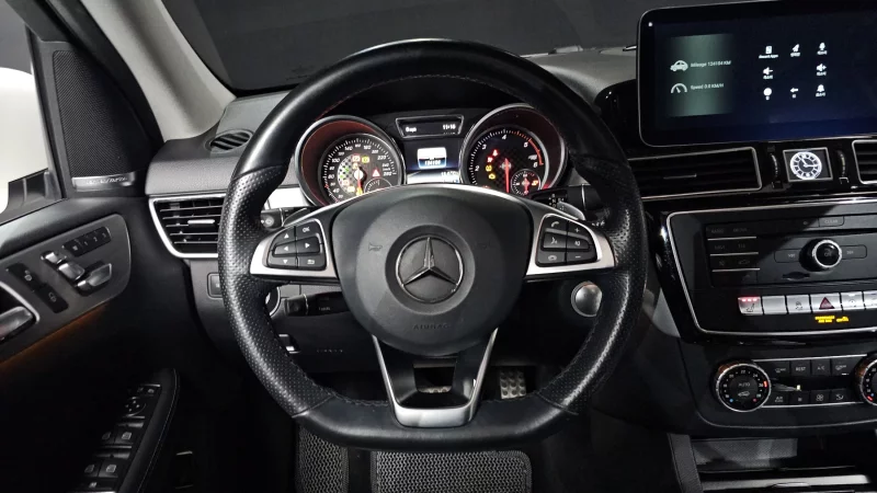 Mercedes-Benz GLE-Class