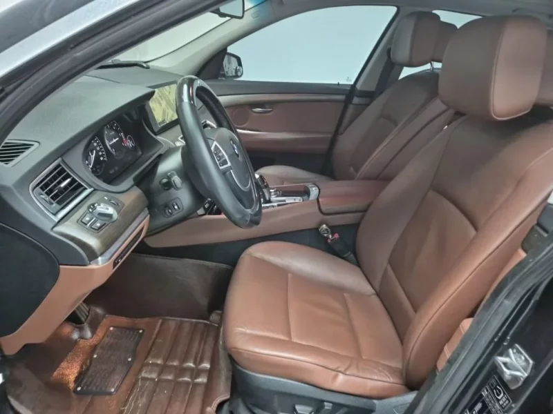BMW 5-Series Gran Turismo