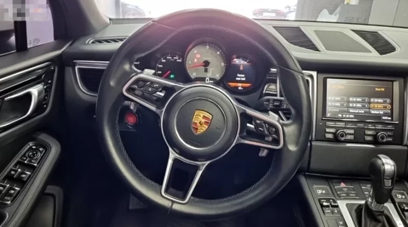 Porsche MACAN