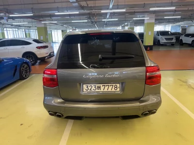 Porsche CAYENNE