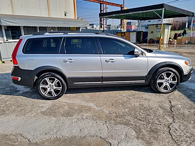 Volvo XC70