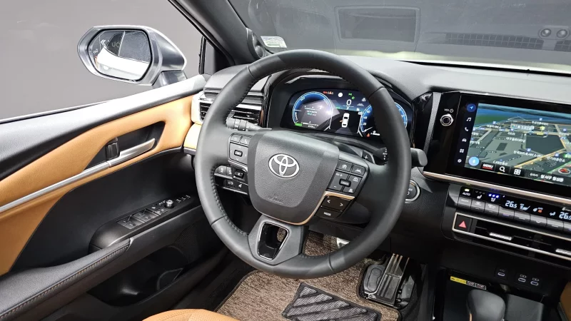 Toyota CAMRY