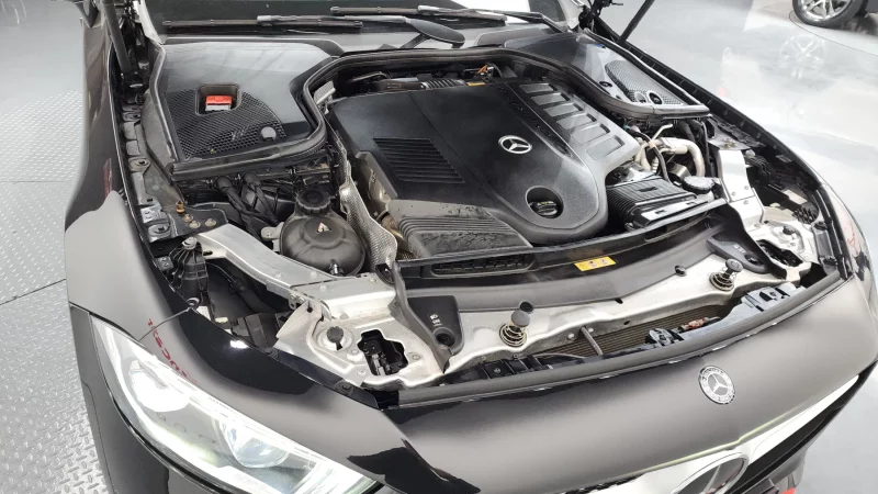 Mercedes-Benz CLS-Class