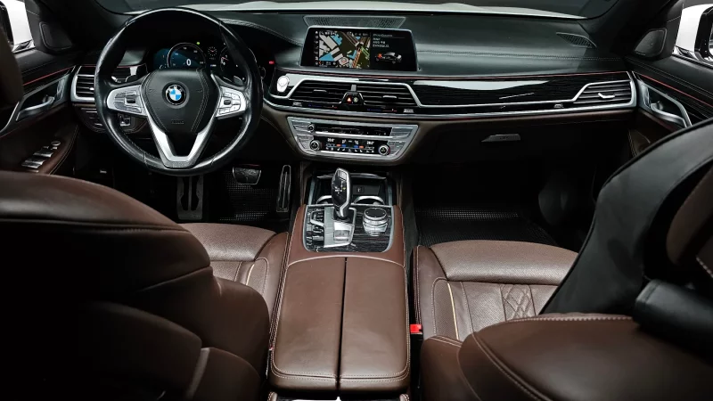 BMW 7-Series