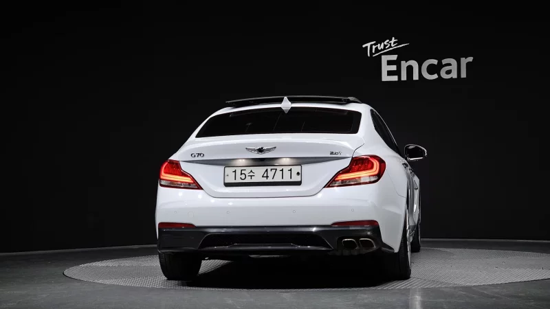 Genesis G70
