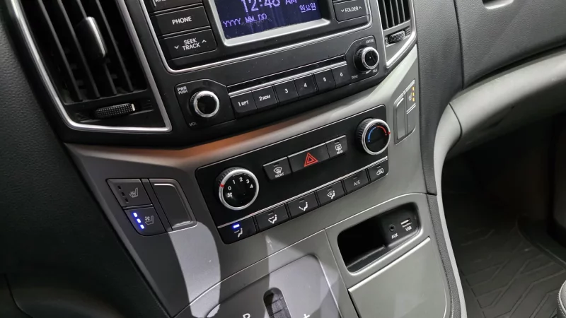 Hyundai Grand Starex
