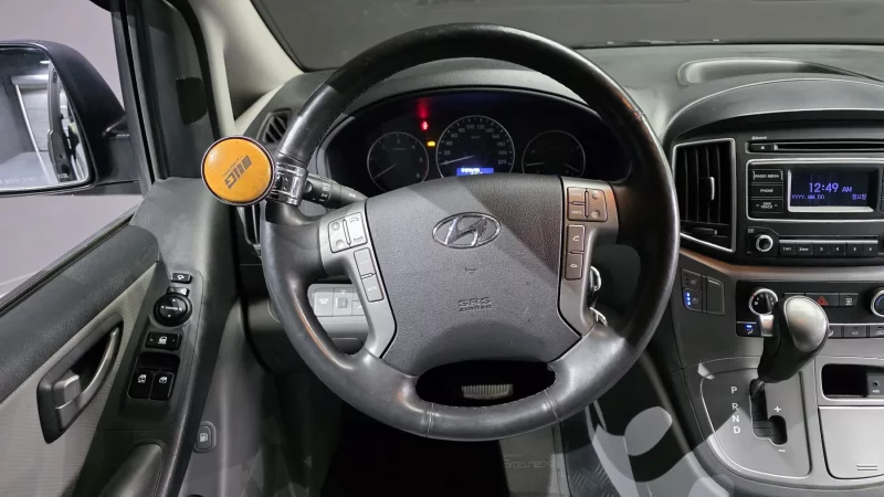 Hyundai Grand Starex