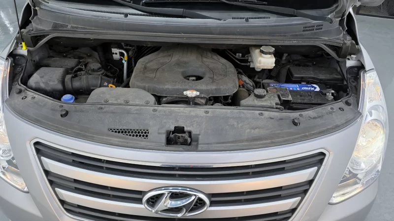 Hyundai Grand Starex